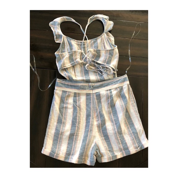 Ivory Striped Sammy Ruffle Romper-L - Picture 1 of 5